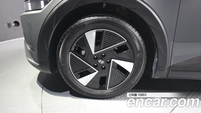 Hyundai Ioniq 5 Long Range Exclusive 2025 — фото 5
