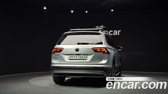 Volkswagen Tiguan (II) 2.0 TDI Prestige 2018 — фото 4