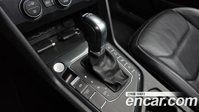 Volkswagen Tiguan (II) 2.0 TDI Prestige 2018 — фото 9