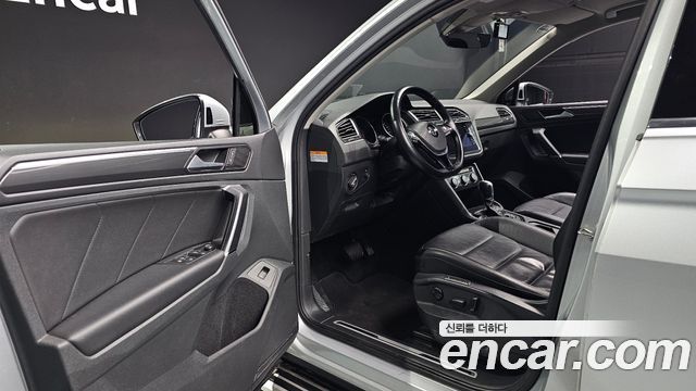 Volkswagen Tiguan (II) 2.0 TDI Prestige 2018 — фото 10