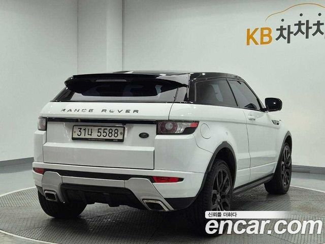 Land Rover Range Rover Evoque 2.0 Si4 Dynamic Coupe 2012 — фото 3