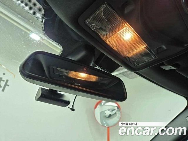 Land Rover Range Rover Evoque 2.0 Si4 Dynamic Coupe 2012 — фото 20