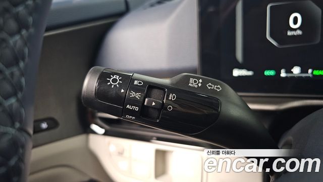 Kia Sportage Hybrid (V) HEV 1.6 2WD Signature 2026 — фото 28