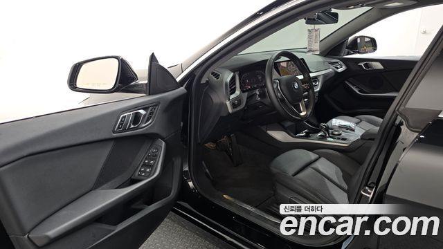 BMW 2 Series Gran Coupe (F44) 218d Advantage 2021 — фото 10