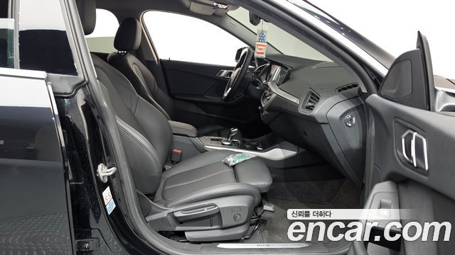 BMW 2 Series Gran Coupe (F44) 218d Advantage 2021 — фото 32