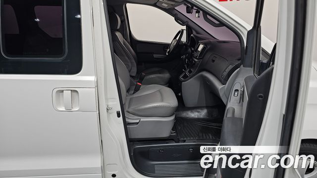 Hyundai Grand Starex Wagon 11-Seater Modern 2019 — фото 11