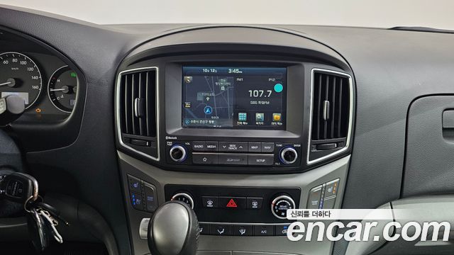 Hyundai Grand Starex Wagon 11-Seater Modern 2019 — фото 14