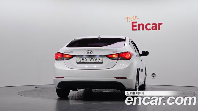 Hyundai Avante 1.6 GDi Smart Standard 2015 — фото 4