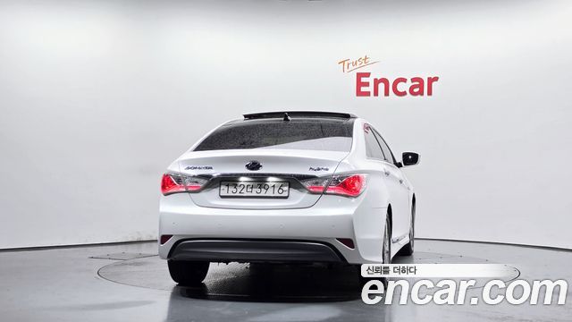 Hyundai Sonata Hybrid 2.0 Modern 2014 — фото 4
