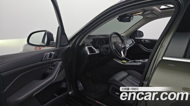 BMW X5 (G05) xDrive 40i xLine 2024 — фото 10