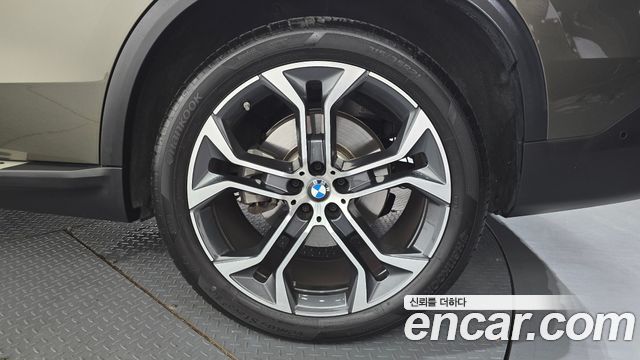 BMW X5 (G05) xDrive 40i xLine 2024 — фото 21