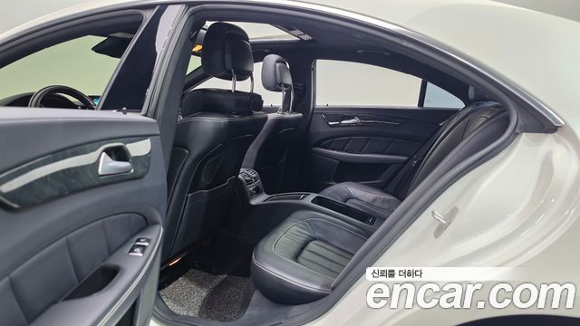 Mercedes-Benz CLS-Class (W218) CLS400 2015 — фото 11