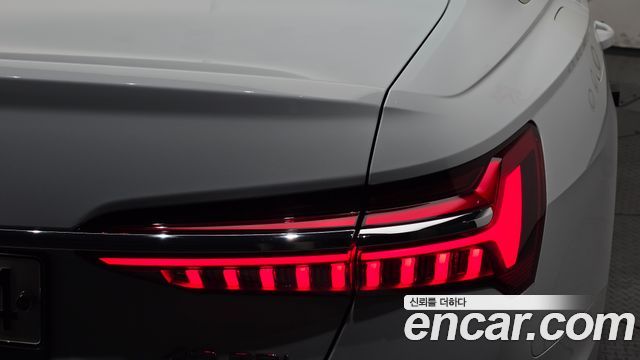 Audi A6 (C8) 40 TDI Premium 2020 — фото 23