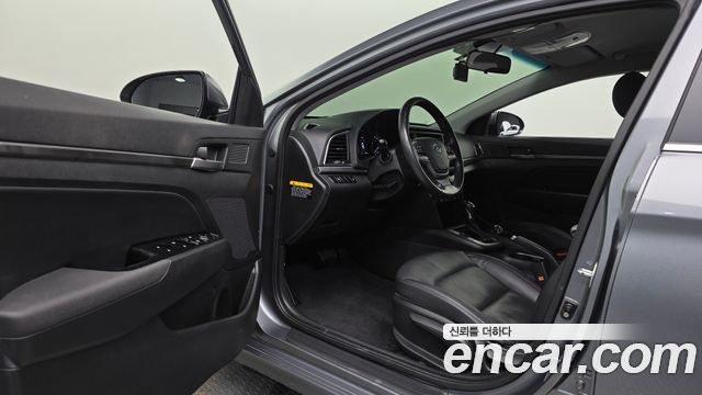 Hyundai Avante (AD) 1.6 GDI Modern 2016 — фото 10