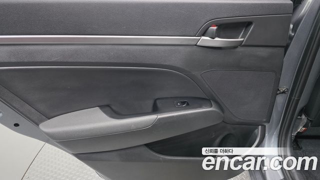 Hyundai Avante (AD) 1.6 GDI Modern 2016 — фото 25
