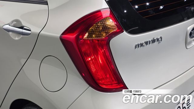 Kia Morning Deluxe Trendy 2015 — фото 29