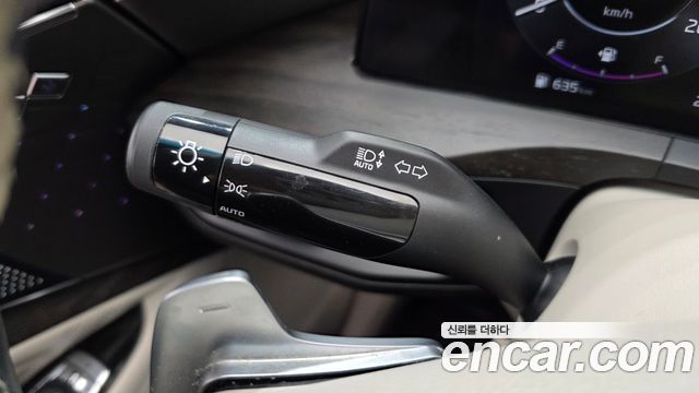 Kia K8 2.5 Gasoline 2WD Signature 2022 — фото 29