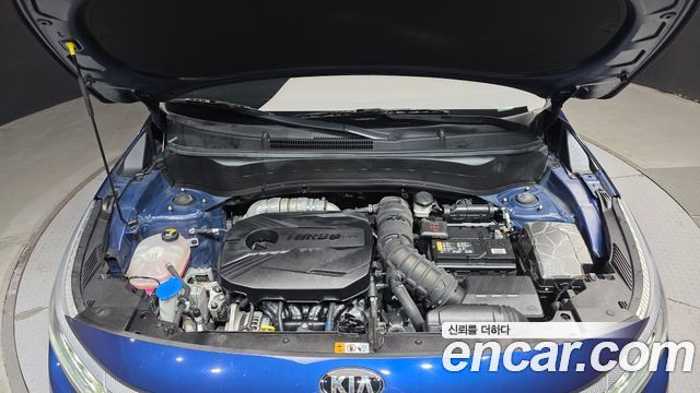 Kia Seltos Gasoline 1.6 Turbo 2WD Signature 2022 — фото 6