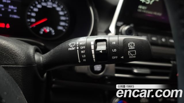 Kia Seltos Gasoline 1.6 Turbo 2WD Signature 2022 — фото 20