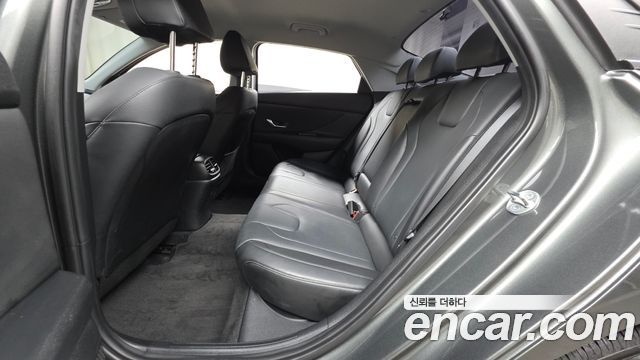 Hyundai Avante (CN7) 1.6 Inspiration 2023 — фото 12