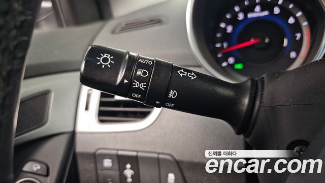 Hyundai Avante 1.6 GDi Smart Standard 2014 — фото 15