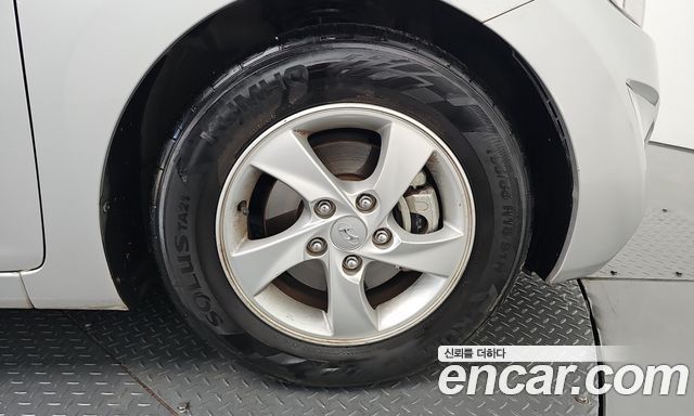 Hyundai Avante 1.6 GDi Smart Standard 2014 — фото 21