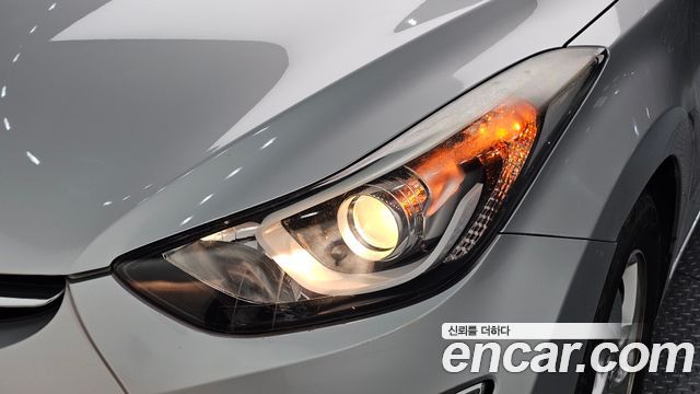 Hyundai Avante 1.6 GDi Smart Standard 2014 — фото 22