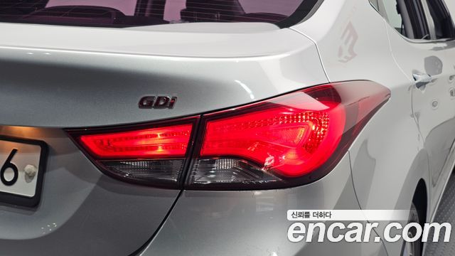 Hyundai Avante 1.6 GDi Smart Standard 2014 — фото 23