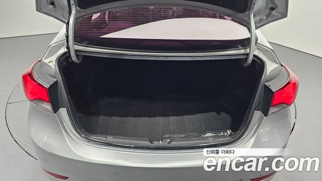 Hyundai Avante 1.6 GDi Smart Standard 2014 — фото 29