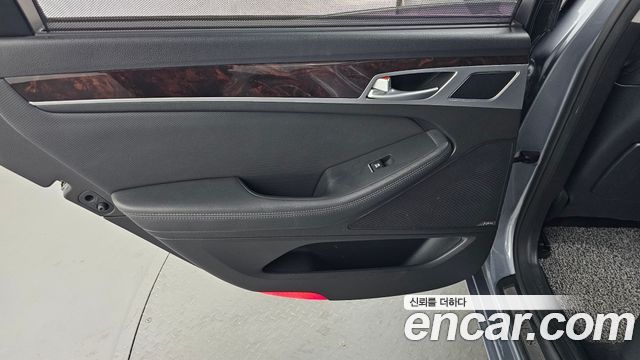 Hyundai Genesis (DH) G330 Premium AWD 2015 — фото 25