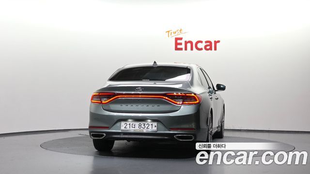 Hyundai Grandeur (IG) 2.4 Premium Special 2017 — фото 4