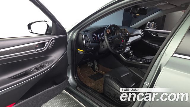 Hyundai Grandeur (IG) 2.4 Premium Special 2017 — фото 10