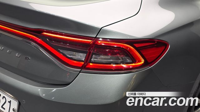 Hyundai Grandeur (IG) 2.4 Premium Special 2017 — фото 23