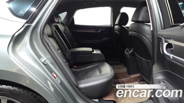 Hyundai Grandeur (IG) 2.4 Premium Special 2017 — фото 26