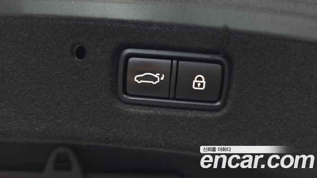 Hyundai Grandeur (IG) 2.4 Premium Special 2017 — фото 32