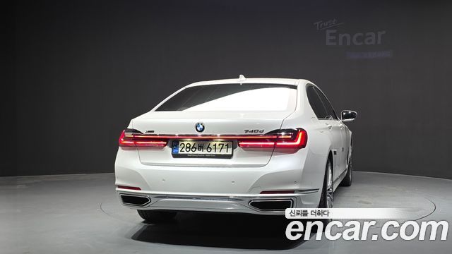 BMW 7 Series (G11) 740d xDrive Design Pure Excellence 2022 — фото 4