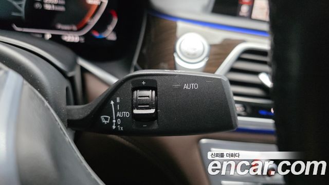 BMW 7 Series (G11) 740d xDrive Design Pure Excellence 2022 — фото 28