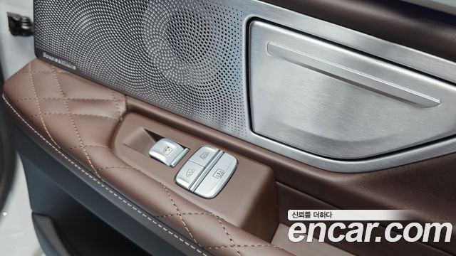 BMW 7 Series (G11) 740d xDrive Design Pure Excellence 2022 — фото 36