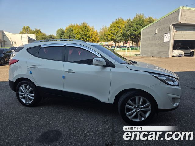Hyundai Tucson ix Diesel 2WD LX20 Luxury 2013 — фото 2