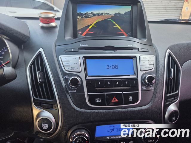 Hyundai Tucson ix Diesel 2WD LX20 Luxury 2013 — фото 19