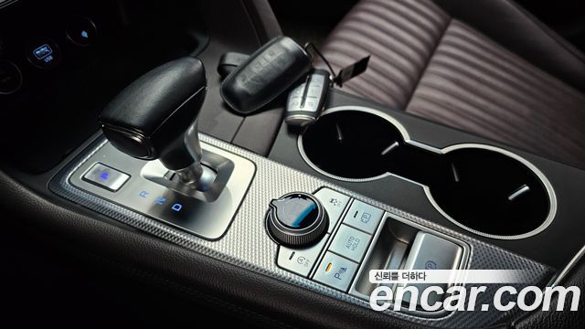 Genesis G70 Gasoline 2.0T 2WD 2021 — фото 9