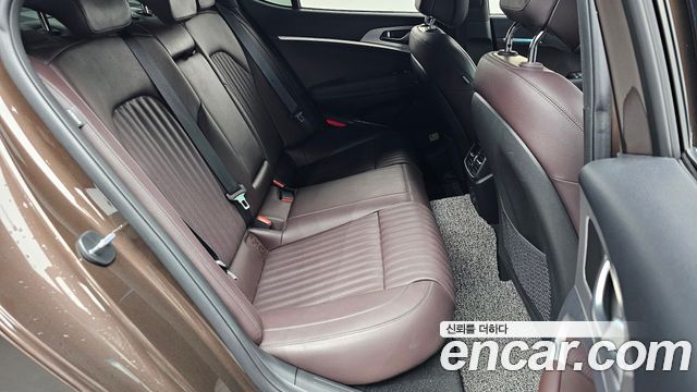 Genesis G70 Gasoline 2.0T 2WD 2021 — фото 11