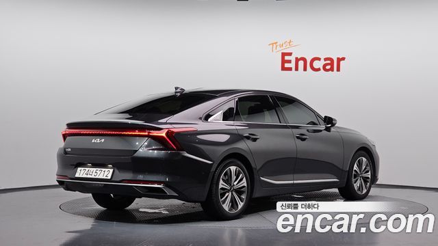 Kia K8 2.5 Gasoline 2WD Signature 2023 — фото 2