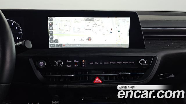 Kia K8 2.5 Gasoline 2WD Signature 2023 — фото 14