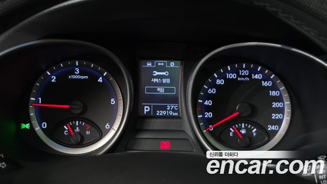 Hyundai Santa Fe (DM) Diesel(e-VGT) 2.0 2WD Premium 2013 — фото 8