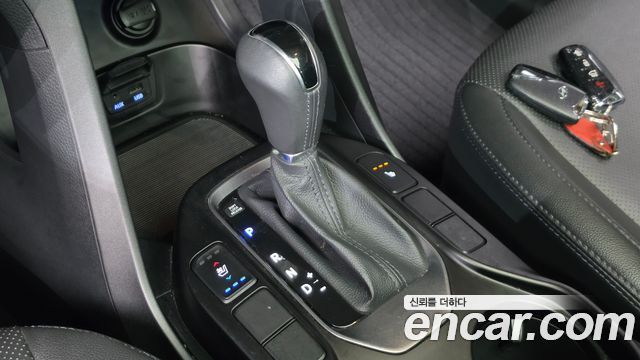Hyundai Santa Fe (DM) Diesel(e-VGT) 2.0 2WD Premium 2013 — фото 9