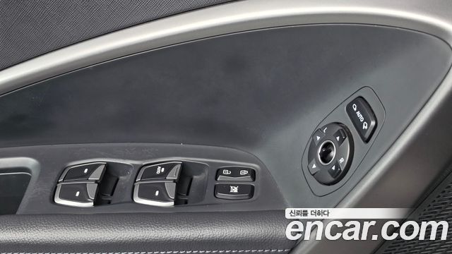 Hyundai Santa Fe (DM) Diesel(e-VGT) 2.0 2WD Premium 2013 — фото 12