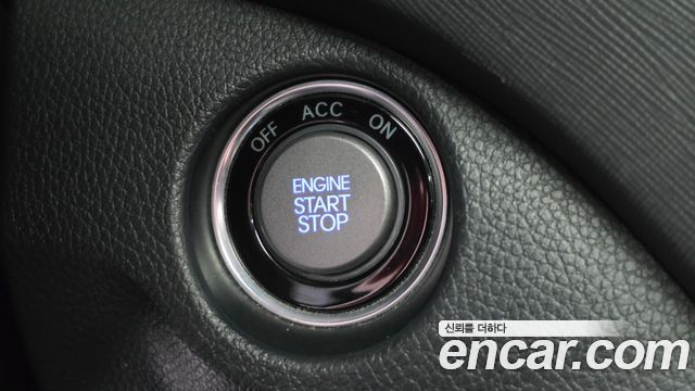 Hyundai Santa Fe (DM) Diesel(e-VGT) 2.0 2WD Premium 2013 — фото 18