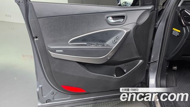 Hyundai Santa Fe (DM) Diesel(e-VGT) 2.0 2WD Premium 2013 — фото 24