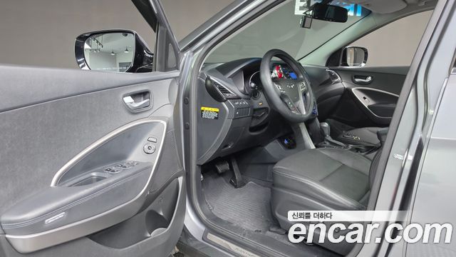 Hyundai Santa Fe (DM) Diesel(e-VGT) 2.0 2WD Premium 2013 — фото 26